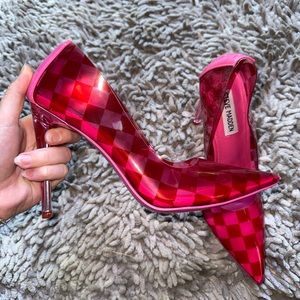 Steve Madden red and pink checkered pumps
